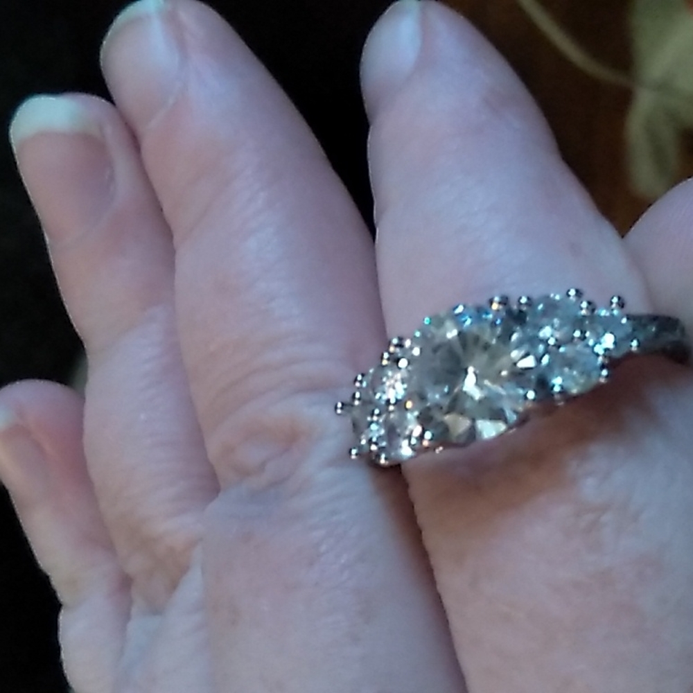 Sterling silver diamond ring size 9